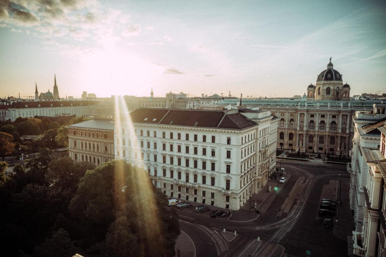 Henri Hotel Wien Siebterbezirk Exterior foto